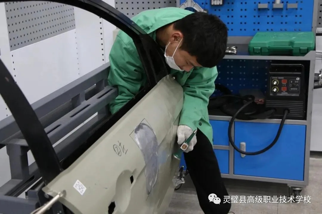 640.webp (13).jpg 640.webp (13).jpg